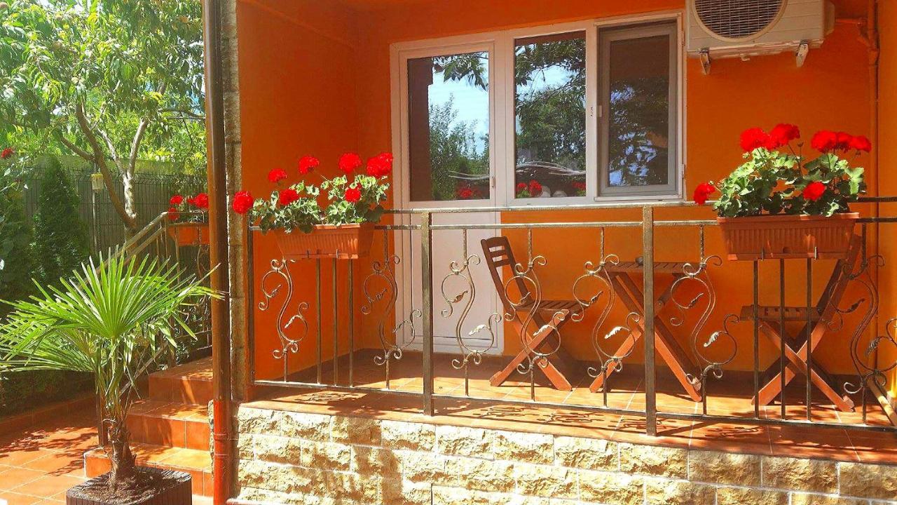 Vila Floarea Etiquette Costinesti Exterior photo