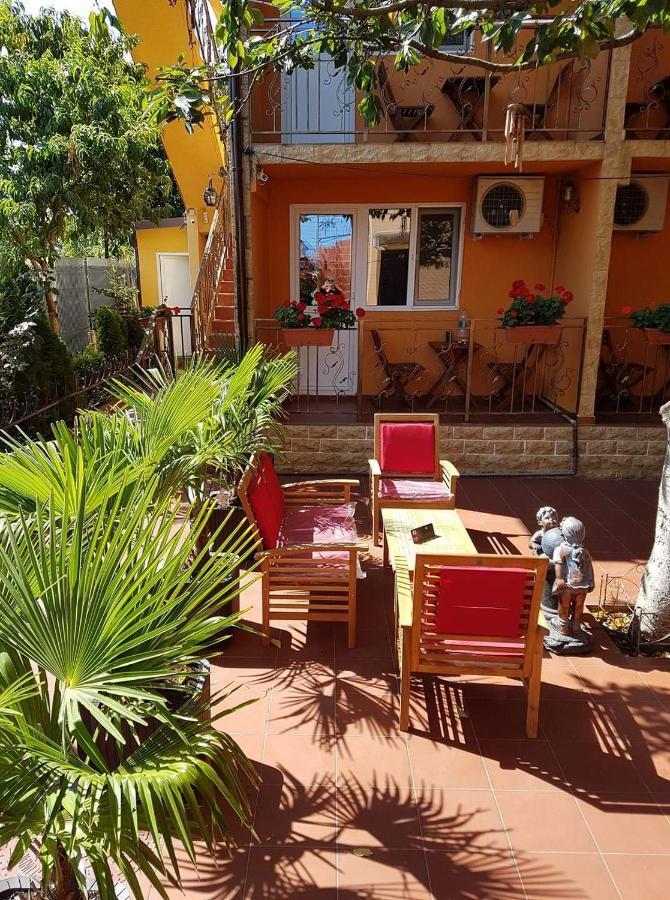 Vila Floarea Etiquette Costinesti Exterior photo
